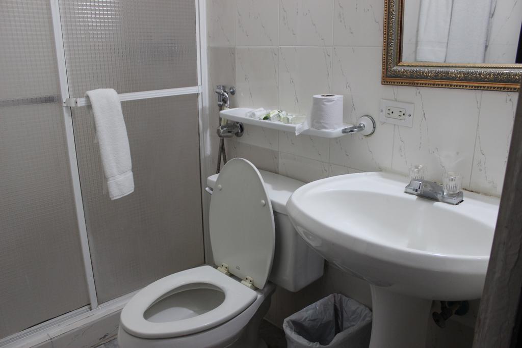 Double Room,129458040:JPEG