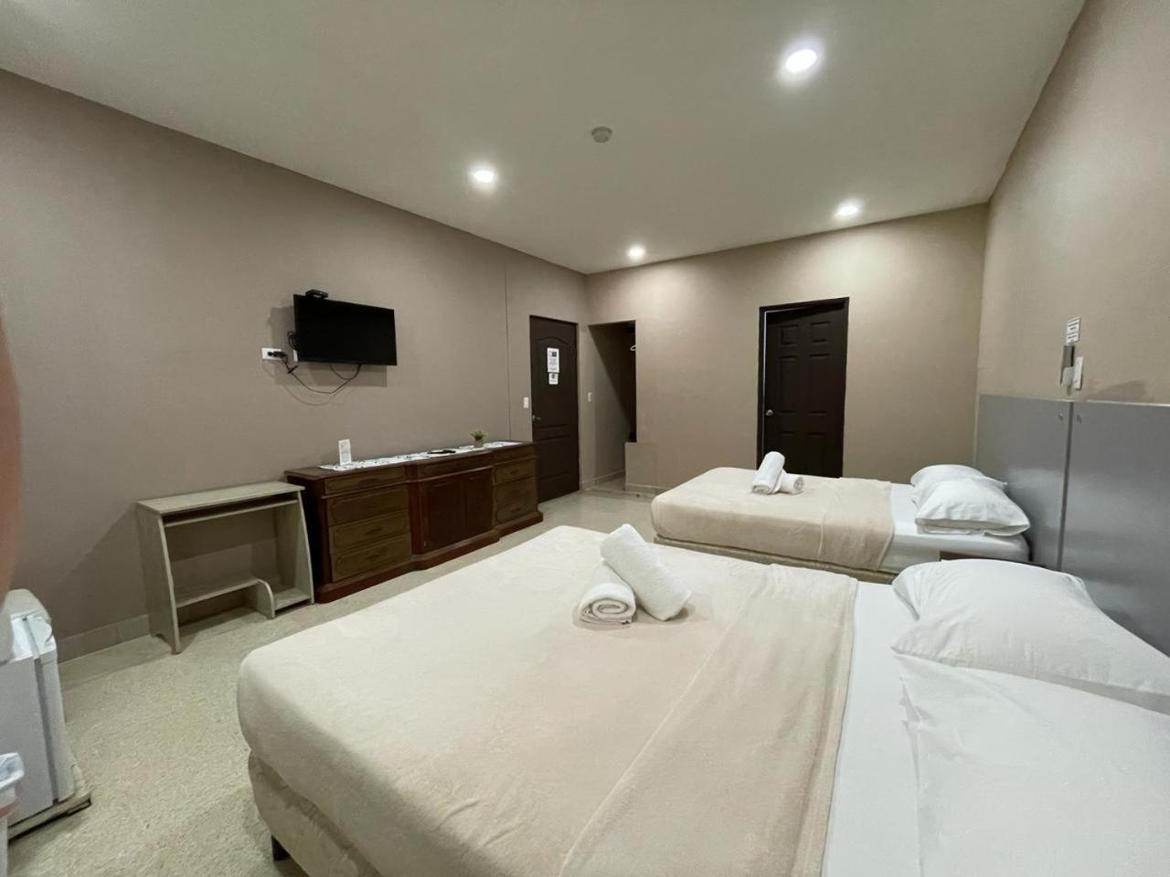 Quarto Duplo Deluxe com Cama Extra