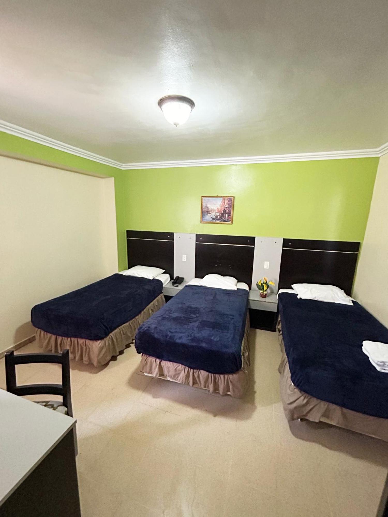 Classic Triple Room
