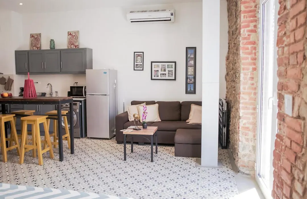 Central Apartment In Casco Viejo - View On Main Plaza-1