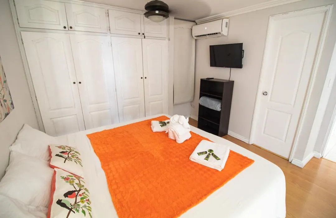 Apartamento Acogedor Bien Ubicado En La Ciudad De Panama-1