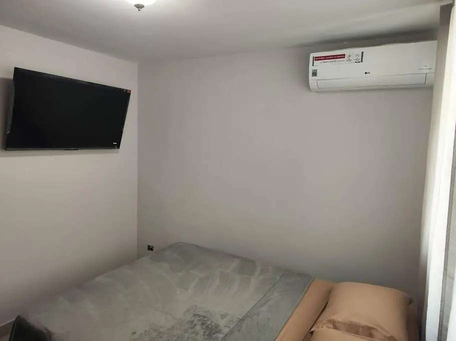 Hermoso Apartamento Completo Para 4 Huespedes-1