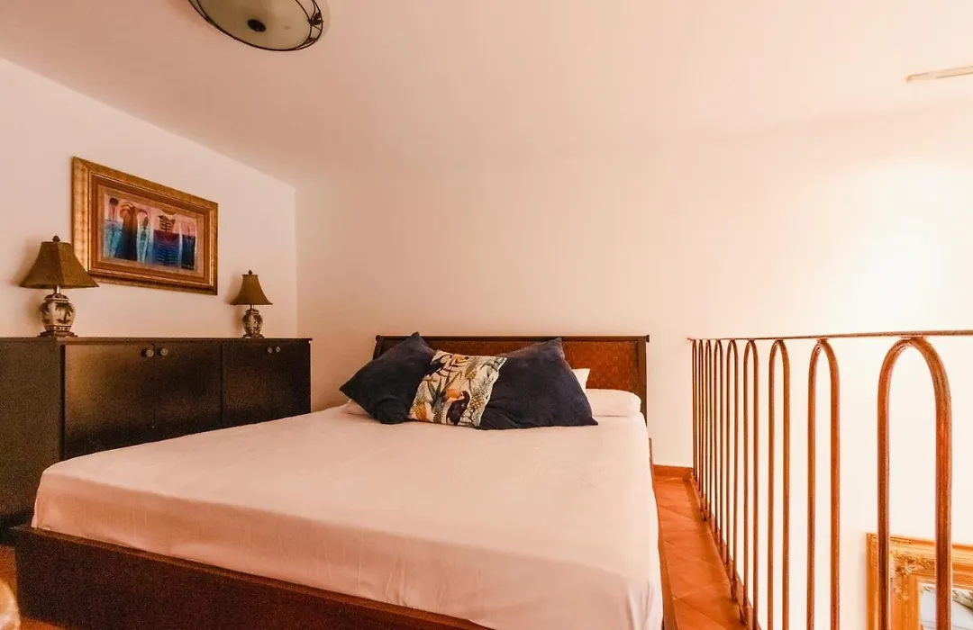 Plaza Catedral 104 - Apartment With A View To Plaza Catedral In Casco-1