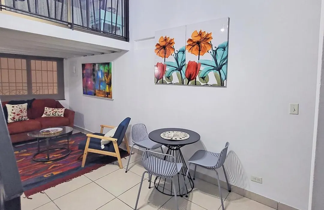 Comodo Apartamento # 4, Rio Abajo Cerca De La Estacion Del Metro De La Cincuentenario-1