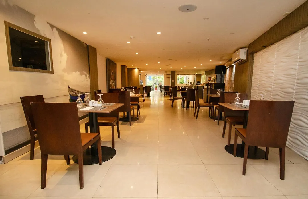 Ramada By Wyndham Panama Via Argentina-1