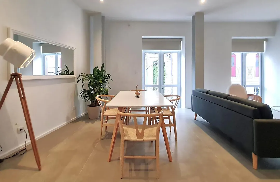 Centric 2Br With Terrace In Casco Antiguo-1