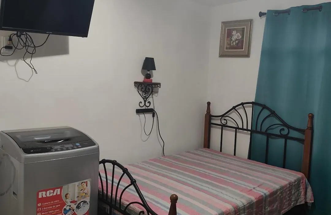 Apartamentito Tipo Estudio Amueblado Tranquilo Y Acogedor Cocina Y Bano Privado Independiente En Chanis Cerca De Costa Del Este-1