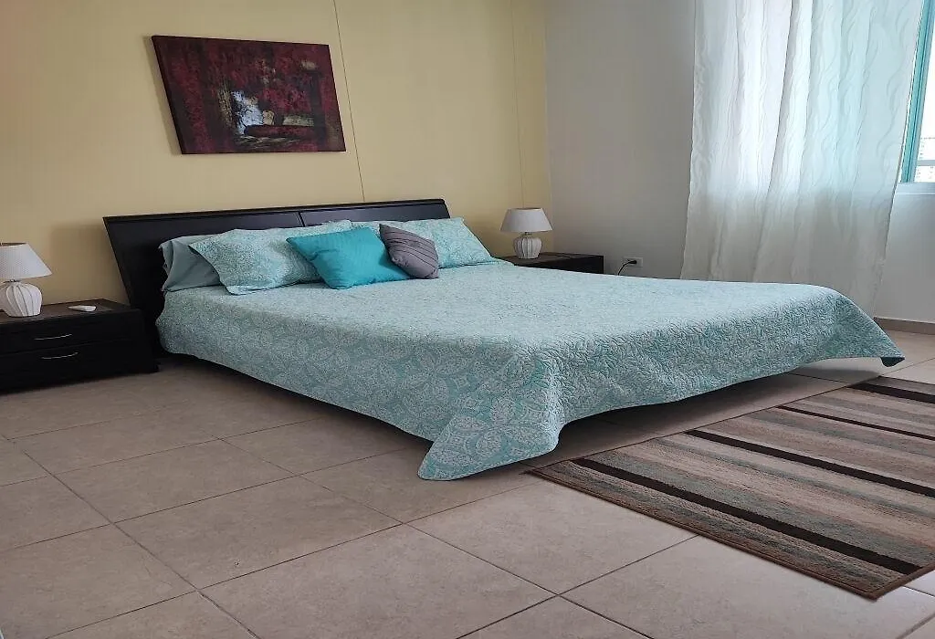 Beautiful Apartment, Privileged Location El Cangrejo-1