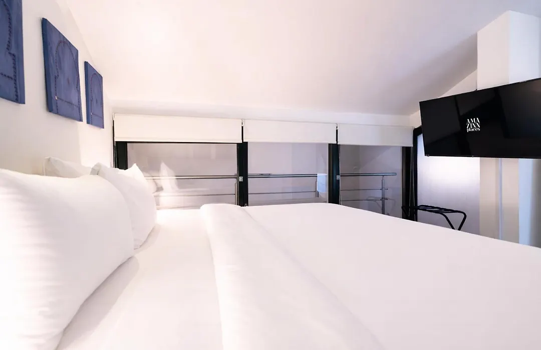 Amazinn Places Casco Viejo Billiard Table And Pool-1