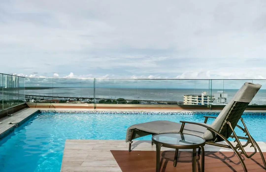 Deluxeapartmentoceanview-1
