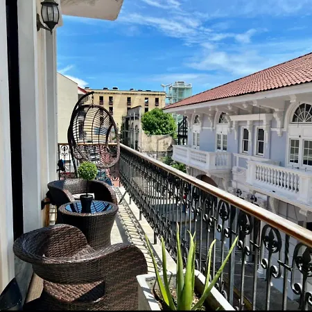 Apartamento En El Corazon De Casco Viejo Panama 10-3