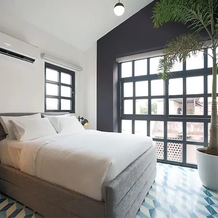 Stunning Loft In Santa Ana-3