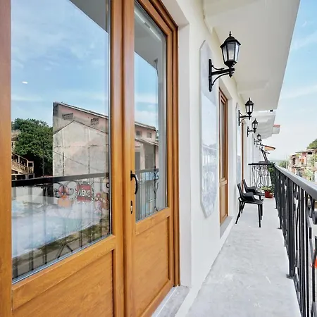Monochrome 2Br In Casco Viejo-3