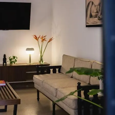 Architect'S Tropical Apt With Beautifull Garden-2