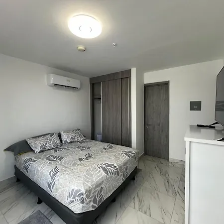Condo 1100 With Pool-2