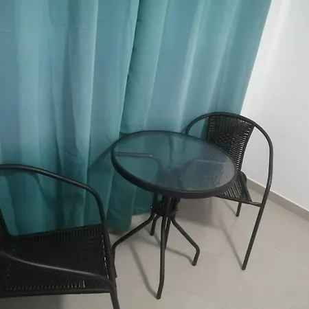 Linda Habitacion Independiente Con Bano Privado-3