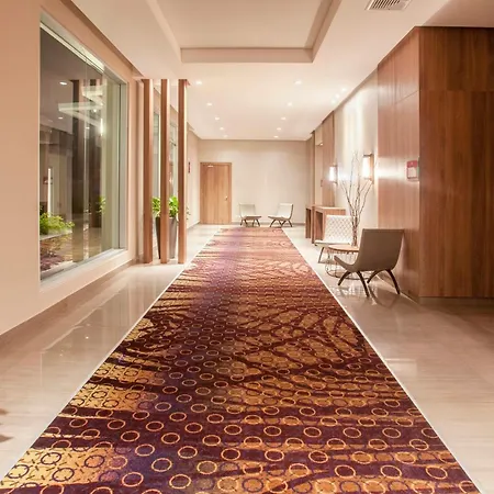 Crowne Plaza Airport By Ihg-2