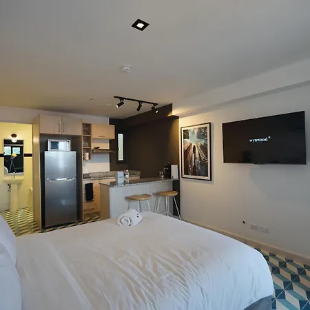 Elegant Loft In Santa Ana-3