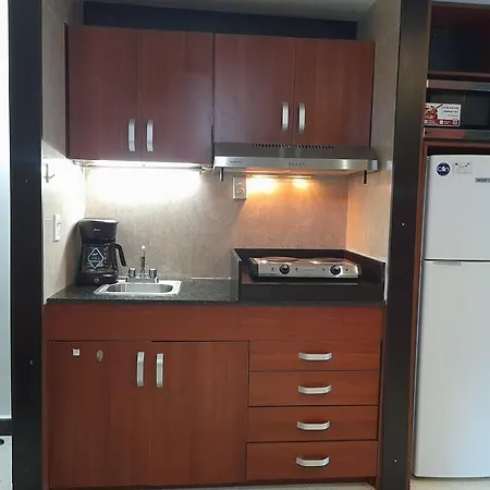 R.1110 Hermoso estudio ejecutivo, área turística.-3