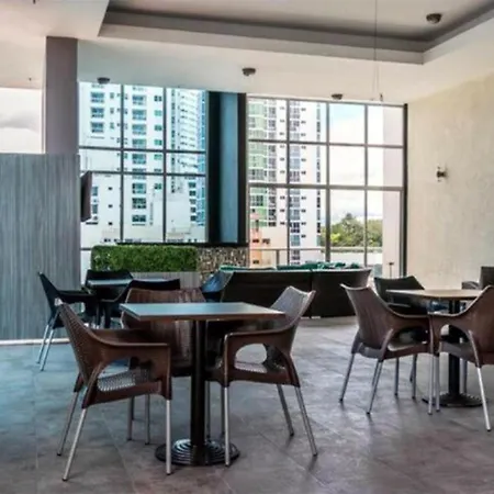 Breath-Taking Urban Apartment - Ph Quartier 74-2