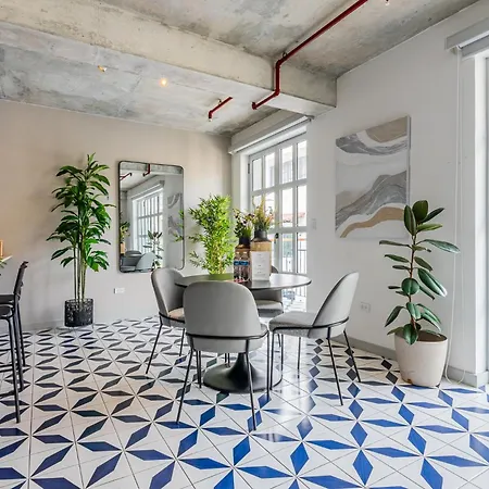 Casa Contemporanea By Wynwood House-3