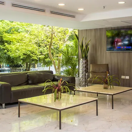 Ramada By Wyndham Panama Via Argentina-3