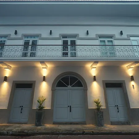 Centric 2Br With Terrace In Casco Antiguo-2