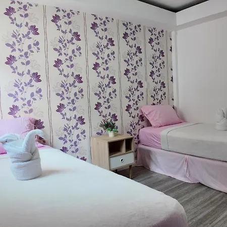 Hostal Familiar Carmencita-3
