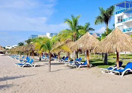 Playa Blanca Hotel & Resort All Inclusive-3