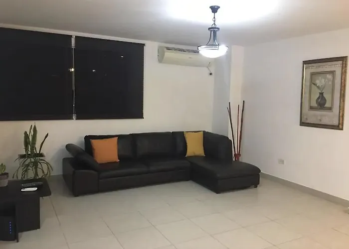 3 Bedroom Apartment In Condado Del Rey
