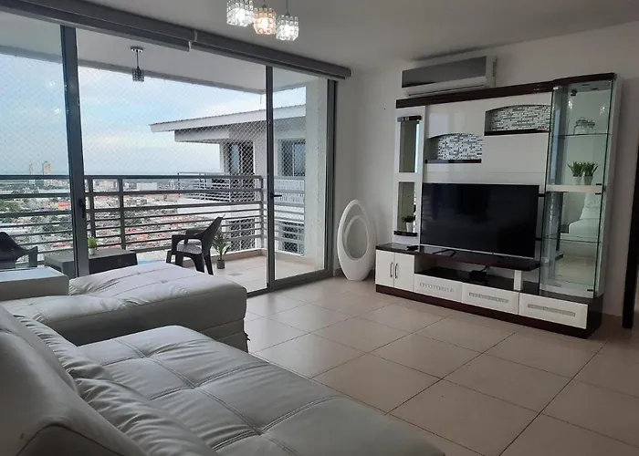Maravilloso Apartamento Con Fabulosa Piscina Y Area Social