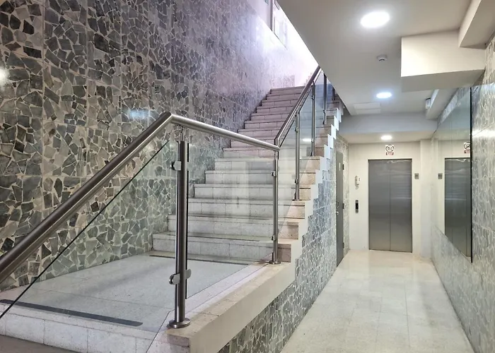 Vibrant 2Br In Obarrio