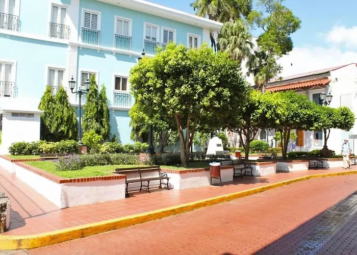 Pet friendly Amazinn Places Private Splash Pool And Relaxing Sound Of Sea Panama City