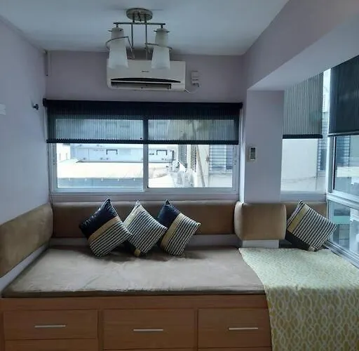 R.4-4 Lindo estudio ejecutivo en área turística.
