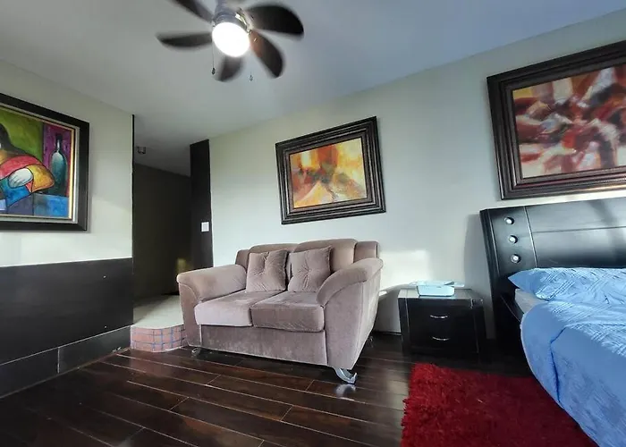 Rina 1113 Hermoso estudio privado, área turística. Ciudad de Panamá