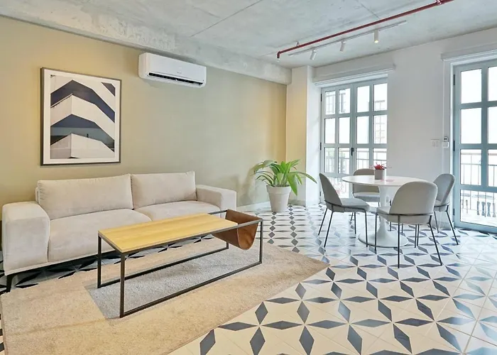 Spacious 2Br In Casco Viejo