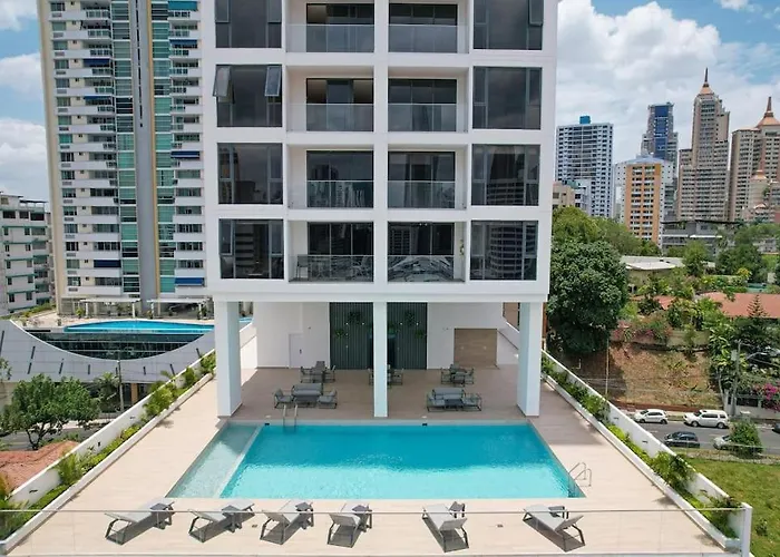 Isthmus Concept Apartment