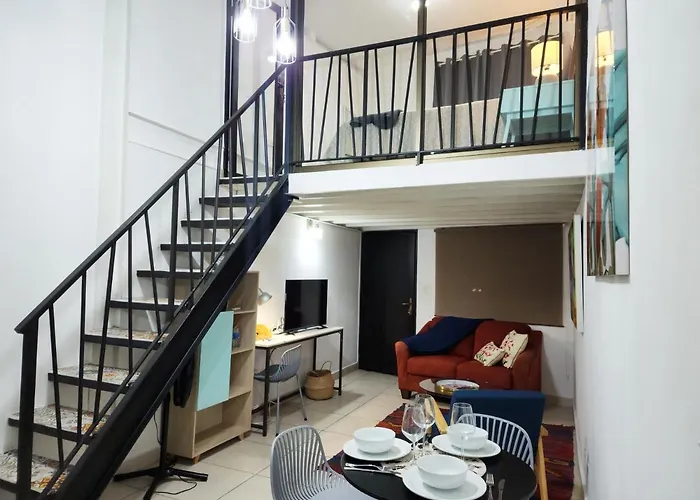 Comodo Apartamento # 4, Rio Abajo Cerca De La Estacion Del Metro De La Cincuentenario Panamá