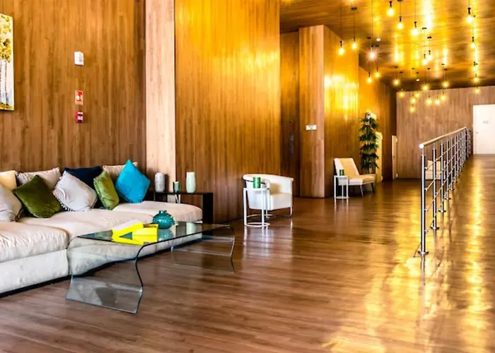 Enchanting City View Apartment - Ph Quartier Del Mar