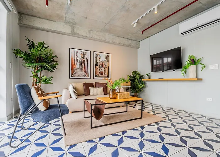 Casa Contemporanea By Wynwood House