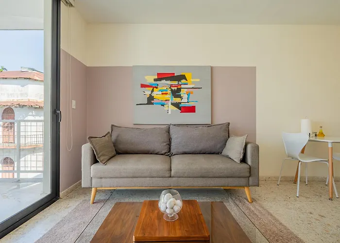 La Moderna By Wynwood House