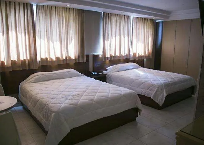 Hotel Roma Plaza